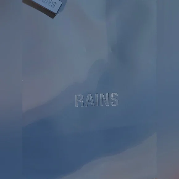 Rains Rolltop Rucksack Waterproof Backpack Adjustable Padded Straps 19"x12" NEW - Picture 3 of 5